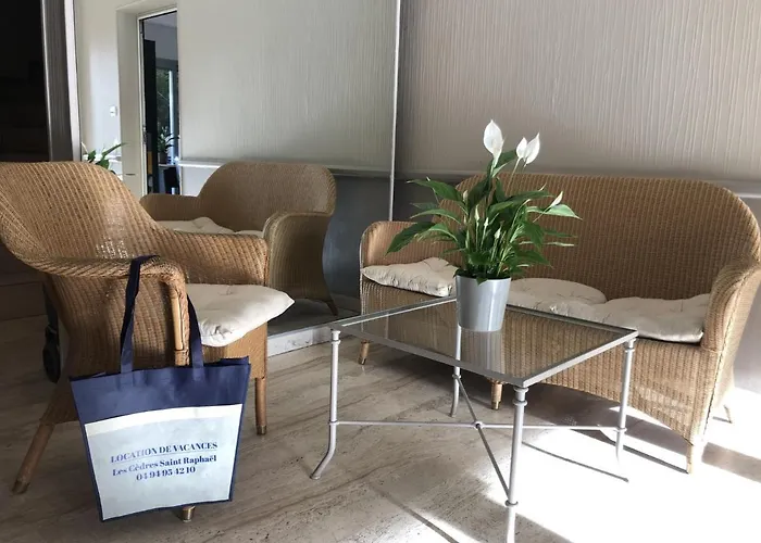 Appartement Saint-raphaël, 2 Pièces, 4 Personnes - Fr-1-466a-2 *