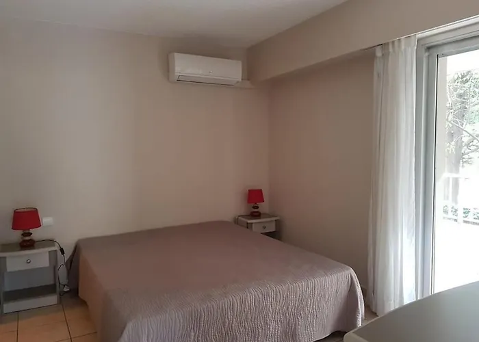 Appartement Saint-raphaël, 2 Pièces, 4 Personnes - Fr-1-466a-2 *